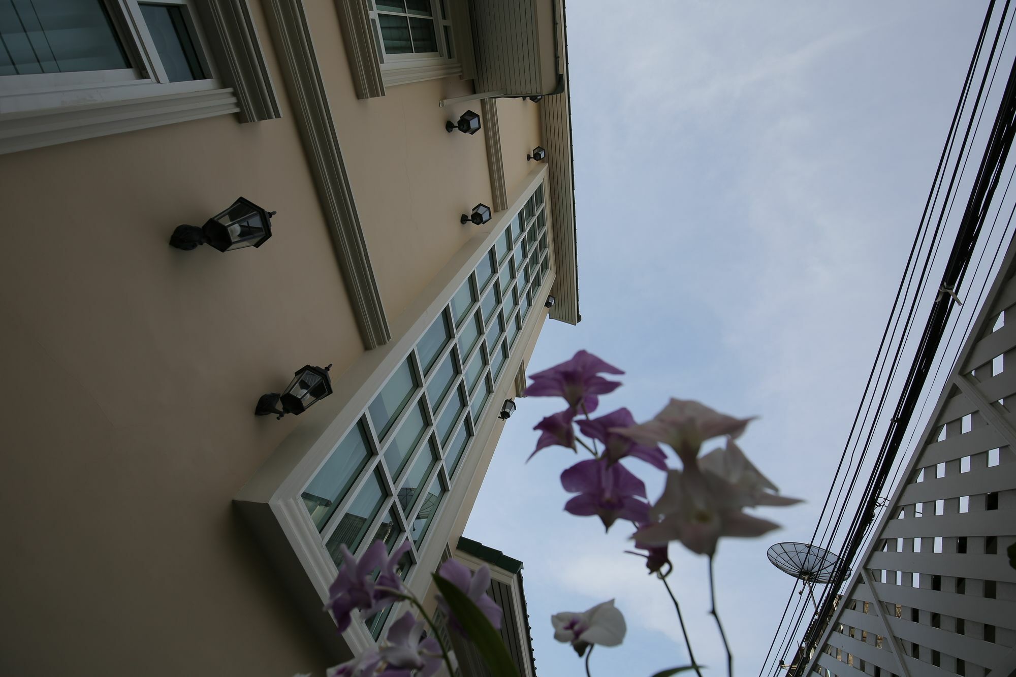 Готель The Orchid House 153 Бангкок Екстер'єр фото